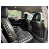 2013 NISSAN PATHFINDER S *2 Owner | 4x4 | 3rd Row Seating* (NO RESERVE)