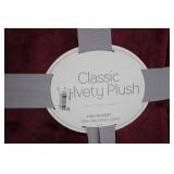 Windsor Classic Velvety Plush King Blanket - Windsor Wine, 108in x 90in