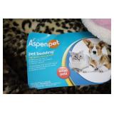 Catit Senses Play Circuit Gift Bundle - Blanket, Aspenpet Bed, Towels & Frames