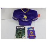 Pro Player Minnesota Vikings Sweatshirt - Purple with Helmet Graphic