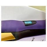 New Hot Tools Signature Ceramic Digital Flat Iron