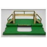 Vintage Lionel O Gauge No. 3462P Refrigerated Milk Car Platform Model Train Railway B17-12