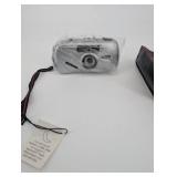 General Electric FlipFlash II Twin Pack with 2 Arrays & Kodak Instamatic 18 & QuickSnap 35mm Cameras