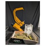 Bostitch Pneumatic Nailer with Box of Grip Fast Staples