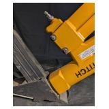 Bostitch Pneumatic Nailer with Box of Grip Fast Staples