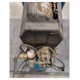Makita MAC700 2 HP 2.6-Gallon Air Compressor - 3.3 CFM @ 90 PSI
