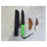 2 Hunting Knives with Sheathes