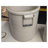 Red Wing 6-Gallon Stoneware Crock 15" x 13"