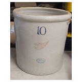 Red Wing 10-Gallon Stoneware Crock 16" x 16"