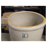 Red Wing 10-Gallon Stoneware Crock 16" x 16"