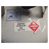 40-lb Propane Tank (Full !)