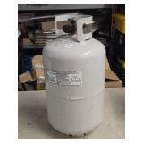 30-lb Propane Tank (Full !)