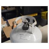 30-lb Propane Tank (Full !)