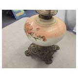 Oil Lamp / Victorian style