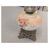 Oil Lamp / Victorian style