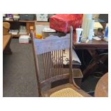 Vintage Clawfoot Wood Dining Table with (4) Wicker Seat Side Chairs