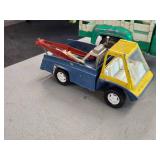 Lot of (2) Vintage Toy Trucks - Hubley Diecast Toy Tow Truck / Wrecker 1960