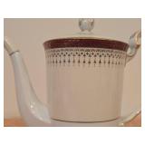 Porcelain Coffee Pot with Lid by Noritake / Rubeta pattern