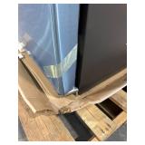 GE 17.5 Cu Ft Top-Freezer Refrigerator