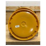 Encore Plastics Easy-Off Lid for 5-Gallon Pail, 12.12" MSRP $9.95 Each ( lot of 22 lids)