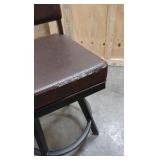 bar stool