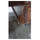 Michael Amini signature piece