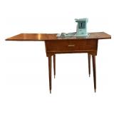 Singer 185K3 Sewing Machine in Vintage Wood Table - 31 x 24 x 16.5 in