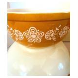 DR - Pyrex Vintage Butterfly Gold Floral Mixing Bowls - 4-Piece Set