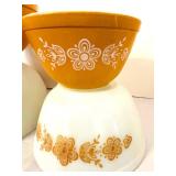 DR - Pyrex Vintage Butterfly Gold Floral Mixing Bowls - 4-Piece Set