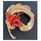 LL - Vintage Green Beaded Necklace & 7 Vintage Brooches - 13 in Length