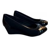 Time & Tru Black Shoes - Women