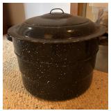 LL - Canning Jars Lot - Wide Mouth & Small Mouth Jars, Pint Jars, Lids & Stock Pot