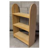 LG - Vintage Wooden Shelf