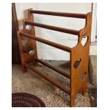 G - Quaint Vintage Wooden Quilt Stand