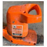 G - Black & Decker 8104 Shrub & Hedge Trimmer