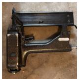 G - Mark 1 AF40 Heavy Duty Air Force Brad Nailer with 2000 Brads