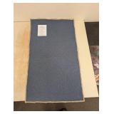 NEW HOOKED ACCENT RUG FLOWER