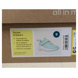 NEW ALL IN MOTION KIDS PEYTON SNEAKERS SIZE 9 GREEN MINT