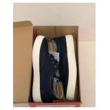NEW CAT & JACK KIDS JETT SNEAKERS SIZE 1 BLUE