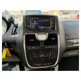 2016 CHRYSLER TOWN AND COUNTRY TOURING (NO RESERVE)