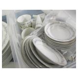 Style house china set...