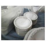 Style house china set...