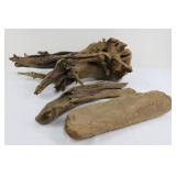 Driftwood Decor Set - 4 Pieces (Three Branches & Flat Slab) 20"-25"