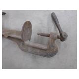 Pexto Pipe Crimper w/Table Clamp Base