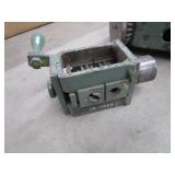 Pexto Crimpers w/Table Clamp Base