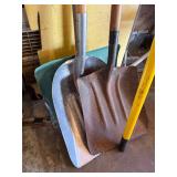 5-Piece Garden Shovels & Rake Set - Long-Handle Wood & Metal Heads