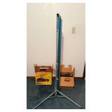 Kodak Carousel 650H Projector & Kodak Ektasound MovieDeck 285 Projector (Lot of 2)