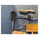 Kiwi Shoe Polish & Assorted Brushes in Wooden Box - Workshop Maintenance Set