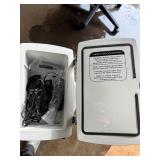 Hot and cold snack box untested never used