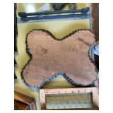 Various wall decorations and bird feeder